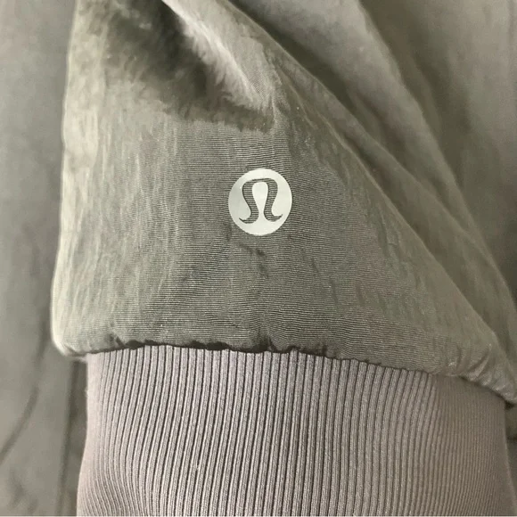 Lululemon womens black non stop reversible bomber jacket 12 - Picture 12 of 12